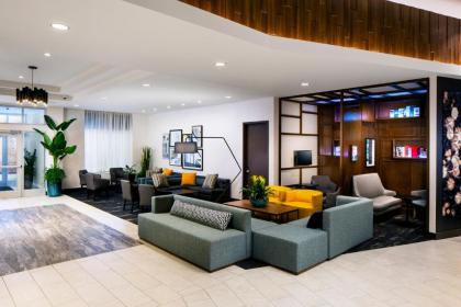 Hyatt Place Sumter/Downtown - image 8