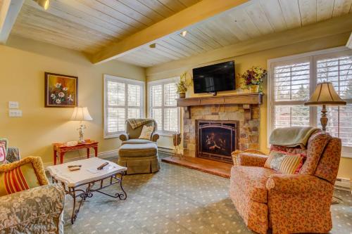 French Country Villager Condo - image 4