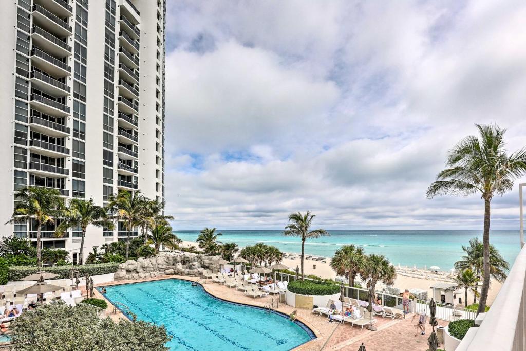 Sunny Isles Beach High Rise with Beach Access! - main image