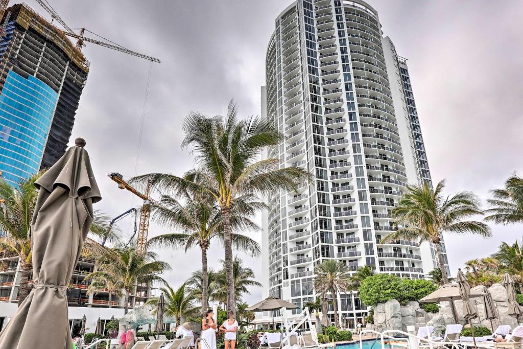 Sunny Isles Beach High Rise with Beach Access! - image 2