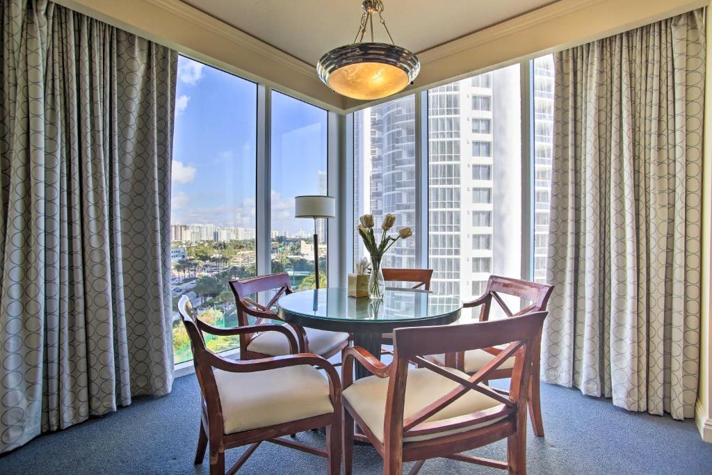 Beachfront High-Rise Condo with Pool and Tennis! - image 3