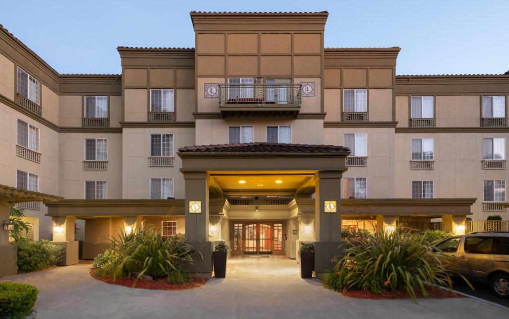 Larkspur Landing Sunnyvale-An All-Suite Hotel - main image