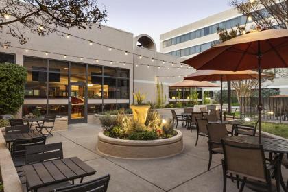 Radisson Hotel Sunnyvale - Silicon Valley - image 2