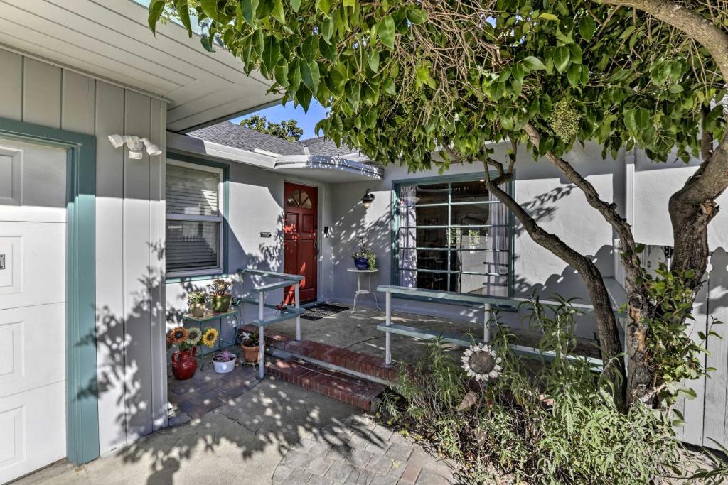 Great Bay Area Home 12 Mi to Downtown San Jose! - image 2