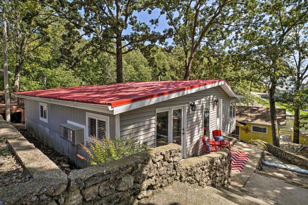 Sunrise Beach Lakeside Home with Boat Dock and Grill - image 4