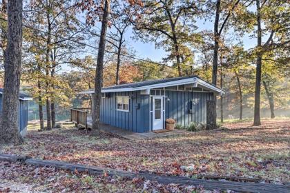 Sunrise Beach Lakefront Cabin with Private Dock! - image 4