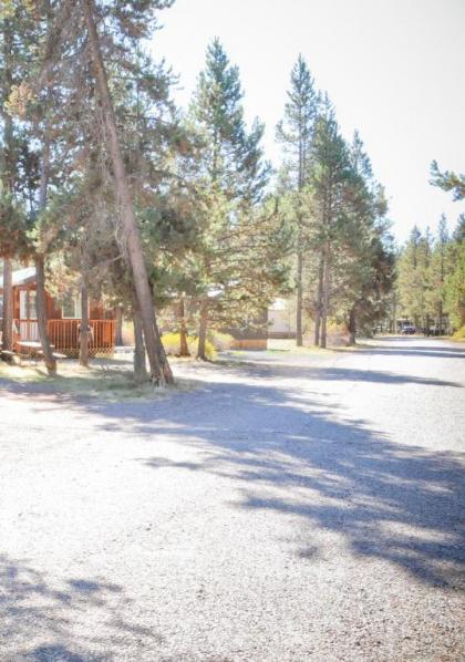 Bend Sunriver Camping Resort two Bedroom Cabin 5