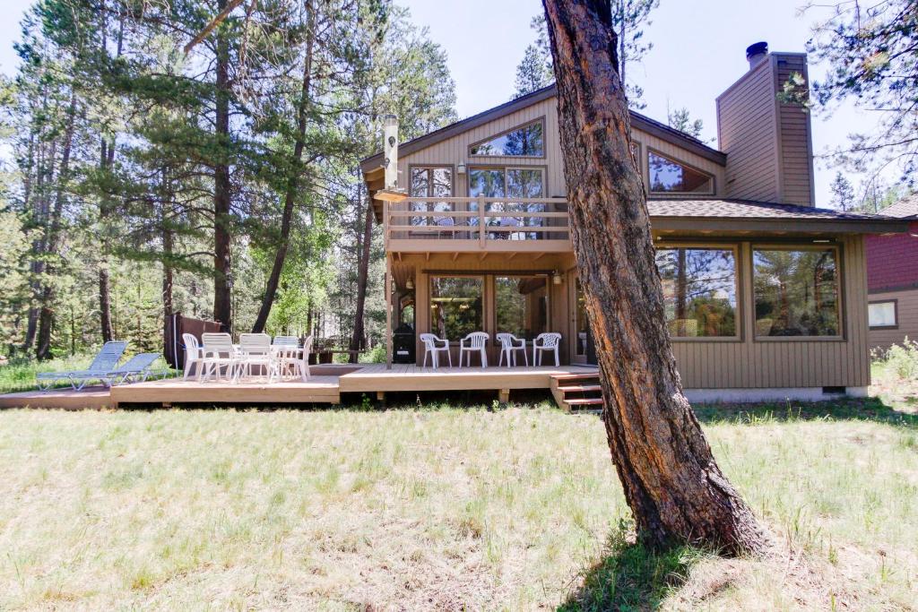 Golden Eagle Lane 17 | Discover Sunriver - image 3