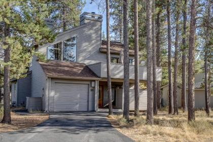 Shagbark Lane 21 | Discover Sunriver - image 5