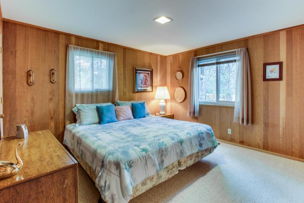 Mt View Lane 7 | Discover Sunriver - image 3