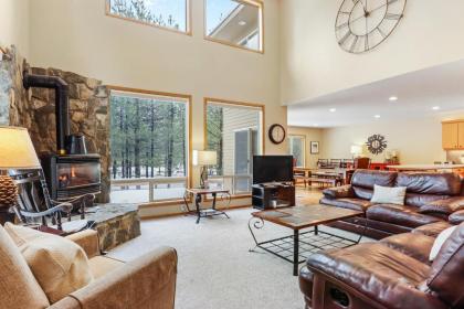 14 Camas - Spacious and Quiet Retreat - image 11