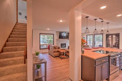 Modern Sunriver Family Home - Bikes and SHARC Passes - image 12