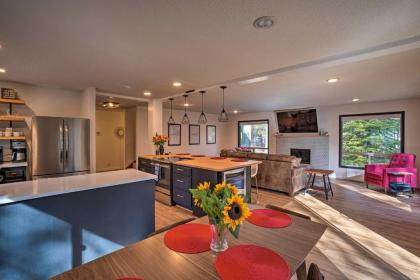 Modern Sunriver Family Home - Bikes and SHARC Passes - image 8