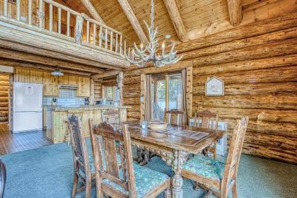 Riverbend Log Home - image 12