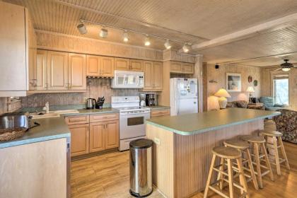 Sunset Beach Home with 4-Level Deck about 1 Mi to Pier! - image 4