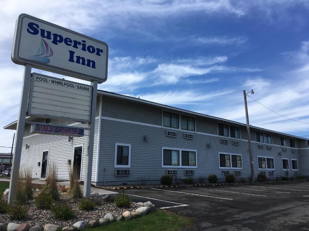 Superior Inn - main image