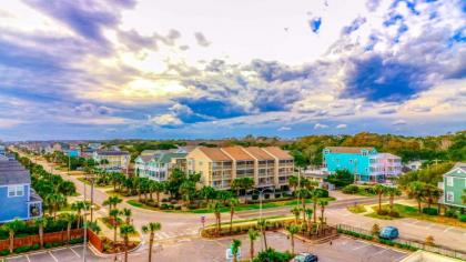 Holiday Inn Oceanfront at Surfside Beach an IHG Hotel - image 13