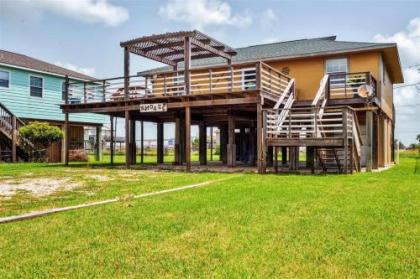 Beautiful Beach House with Sunset View and Large Deck Texas