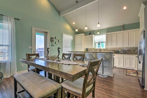 Surfside Getaway with Deck - Walk to the Beach! - image 4