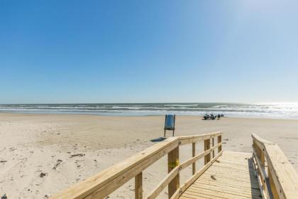 Sunset Sanctuary - Adorable Beach Bungalow with Gorgeous Gulf Views! - image 6