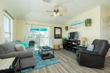 Sunset Sanctuary - Adorable Beach Bungalow with Gorgeous Gulf Views! - image 8