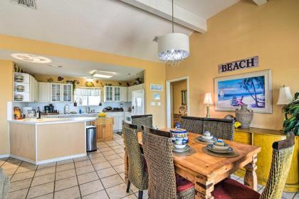 Casa Bonita Surfside with Direct Beach Access - image 10