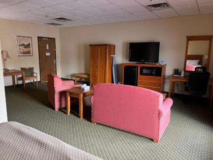 Days Inn & Suites by Wyndham Sutton Flatwoods - image 12