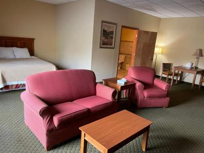 Days Inn & Suites by Wyndham Sutton Flatwoods - image 9