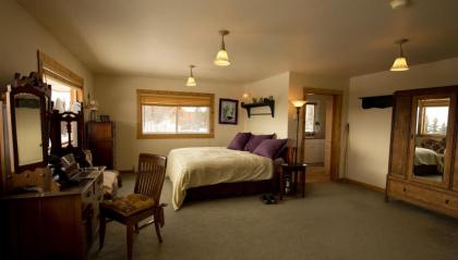 Majestic Valley Wilderness Lodge - image 6