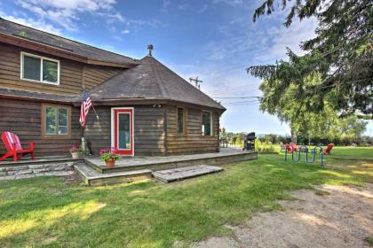 Lakefront Manitou Cottage Near Dwtn Suttons Bay! - image 9