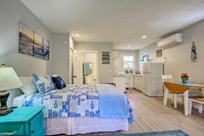 Cozy Suttons Bay Studio with Fire Pit-Walk to Beach! - image 10