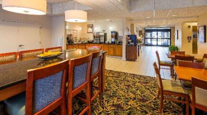 Best Western Plus Silver Creek Inn - image 9