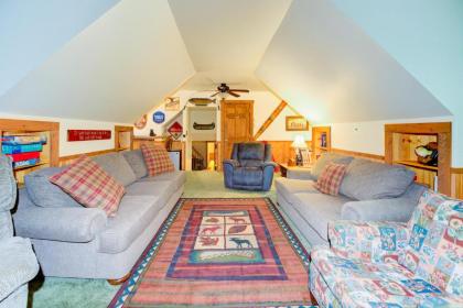 Lazy Bear Lodge - image 15