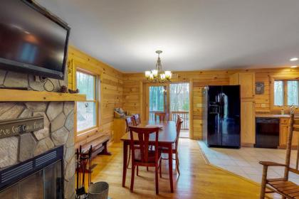 3 Bed 4 Bath Vacation home in Deep Creek Lake - image 13