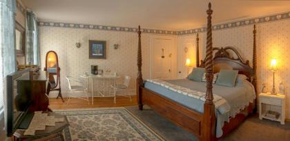 The Bridges Inn at Whitcomb House B&B - image 11