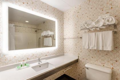 Holiday Inn Philadelphia South-Swedesboro an IHG Hotel - image 12