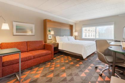 Holiday Inn Philadelphia South-Swedesboro an IHG Hotel - image 14