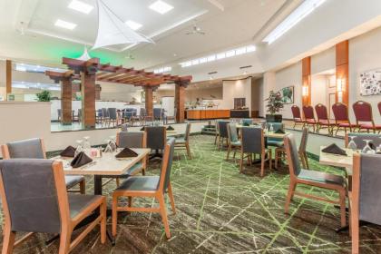 Holiday Inn Philadelphia South-Swedesboro an IHG Hotel - image 6