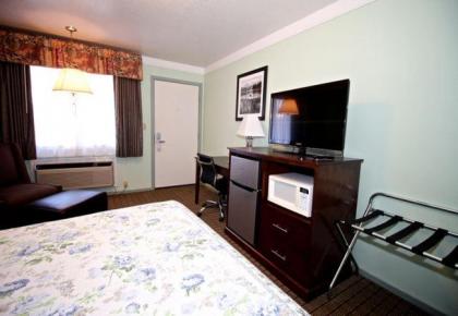 Sweet Home Inn - image 8