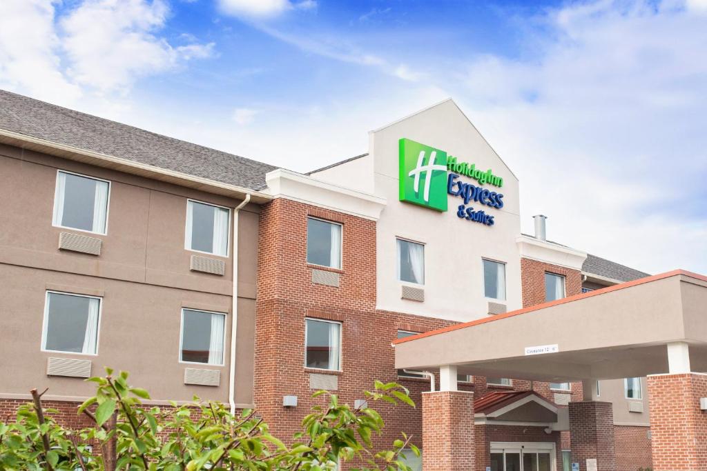 Holiday Inn Express & Suites Sweetwater an IHG Hotel - main image