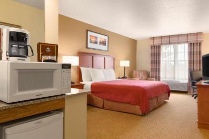 Country Inn & Suites by Radisson Sycamore IL - image 14