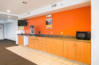 Motel 6-Sycamore IL - image 14