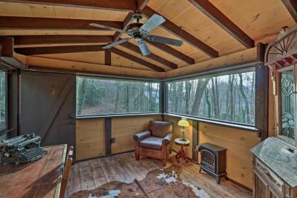 1850s Log Cabin Surrounded by Outdoor Adventure! - image 8