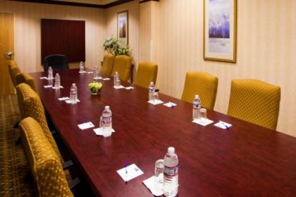 Holiday Inn Express Syracuse Airport an IHG Hotel - image 3