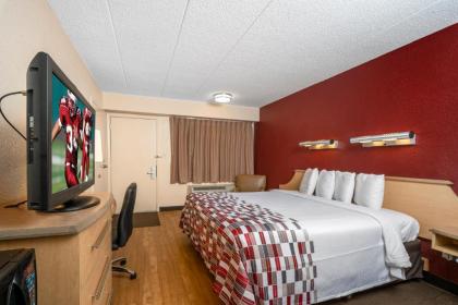 Red Roof Inn Syracuse - image 13