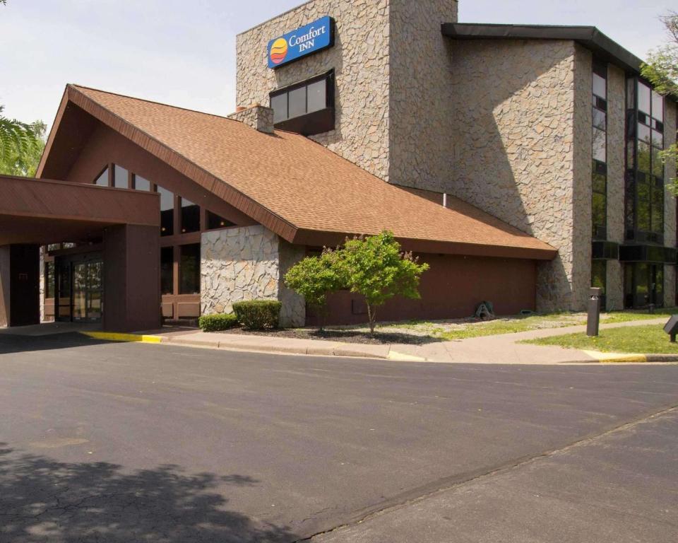 Comfort Inn Carrier Circle - main image