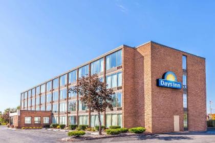 Days Inn by Wyndham Syracuse - image 5