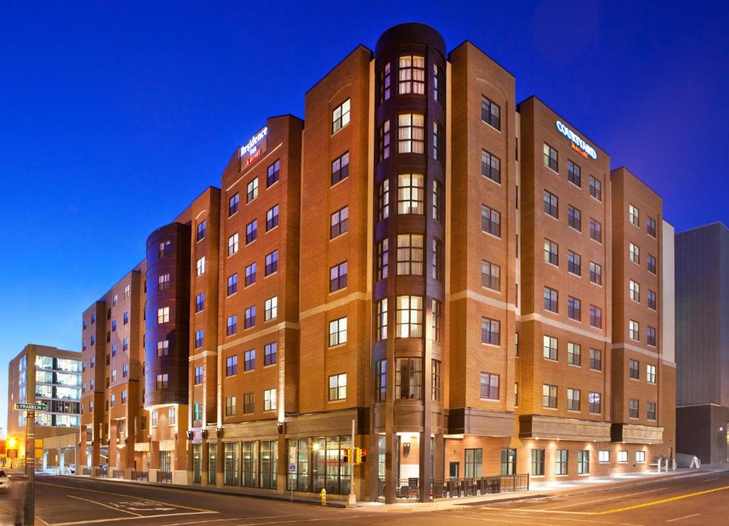 Courtyard by Marriott Syracuse Downtown at Armory Square - main image