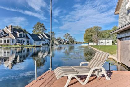 Waterfront Syracuse Home with Deck Fire Pit and Kayaks