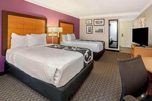 La Quinta by Wyndham Tacoma - Seattle - image 4